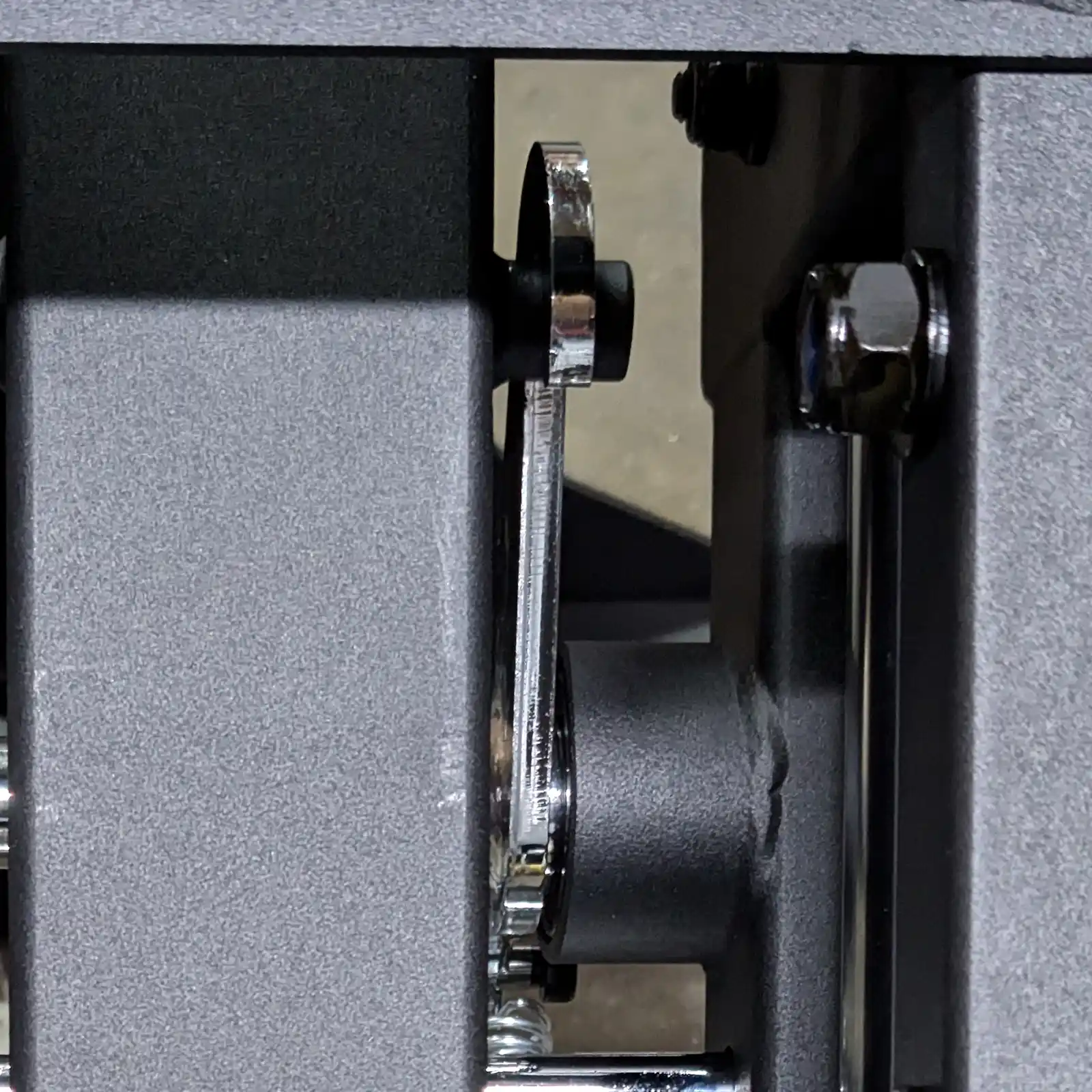 ATX-CLP-700 locking mechanism