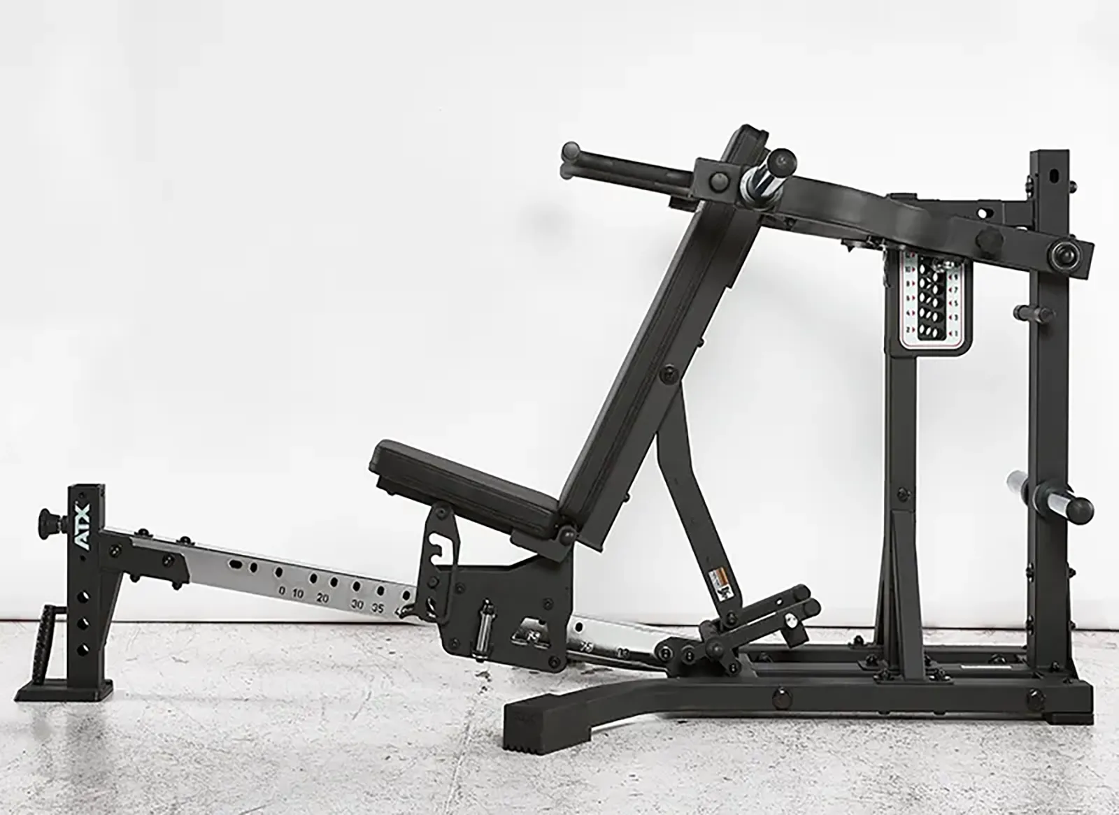 ATX-LMP-650 incline shoulder press